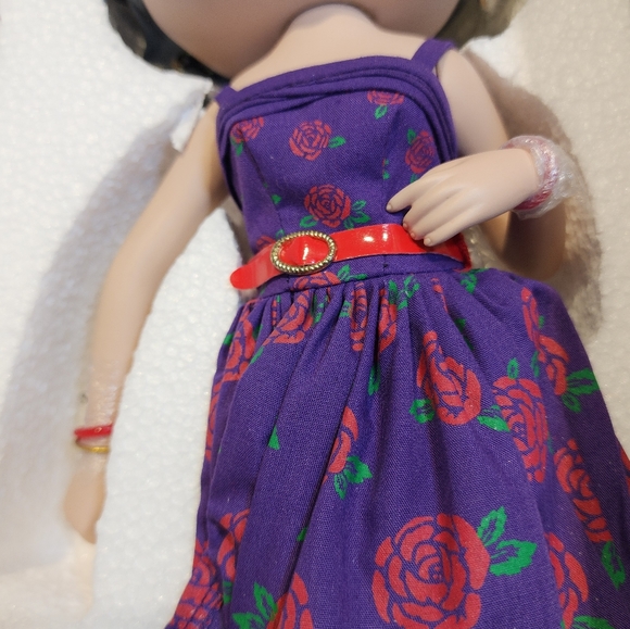 Betty Boop "Over Fifty and Fabulous" Porcelain Doll by Syd Hap - Picture 6 of 11